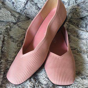 Dusy Rose Flats - Almost NEW!